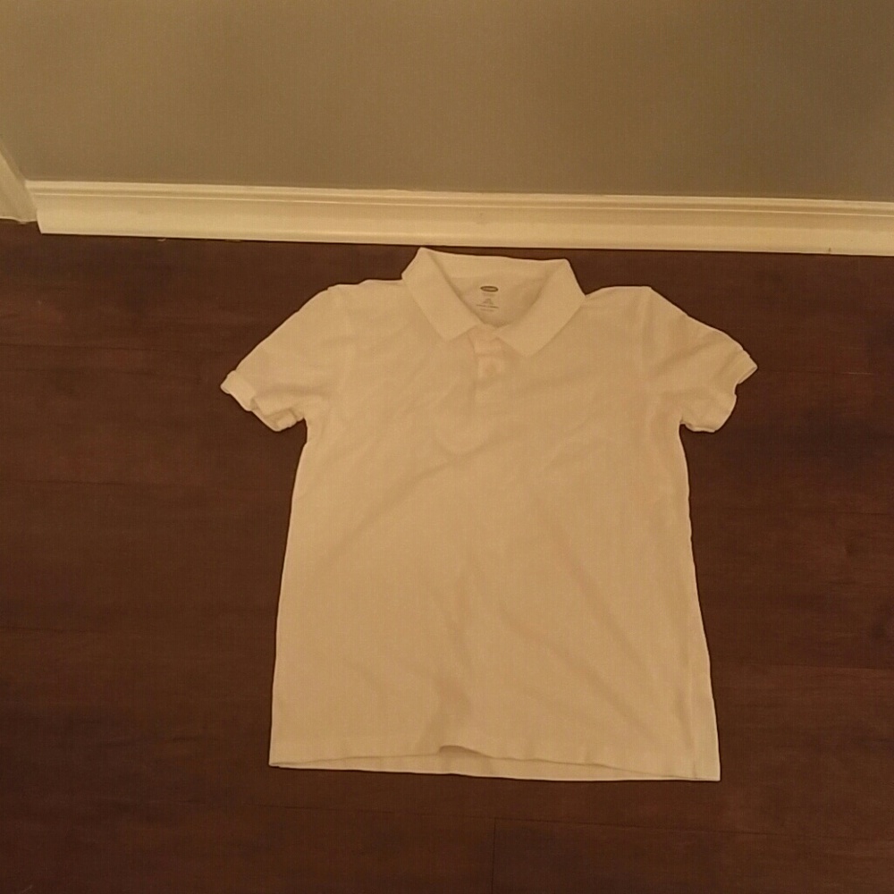 WHITE SHIRT